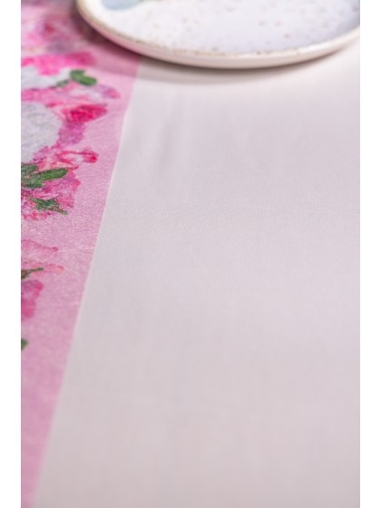 WHITE TOUCH OF WIND TABLECLOTH 140CM X 240CM