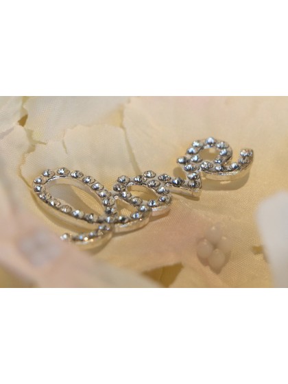 4 LETTRES METAL DIAMANT LOVE ARGENT 4CM X 2.2CM X 0.2CM