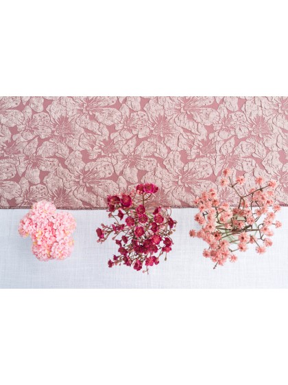 PARMA FLEUR DE LYS JACQUARD TABLE RUNNER 28CM X 3M
