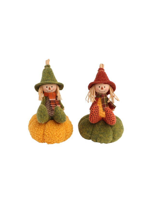 WILLOW SCARECROW ON PUMPKIN 2 ASSORTED DIA 12CM X 18CM