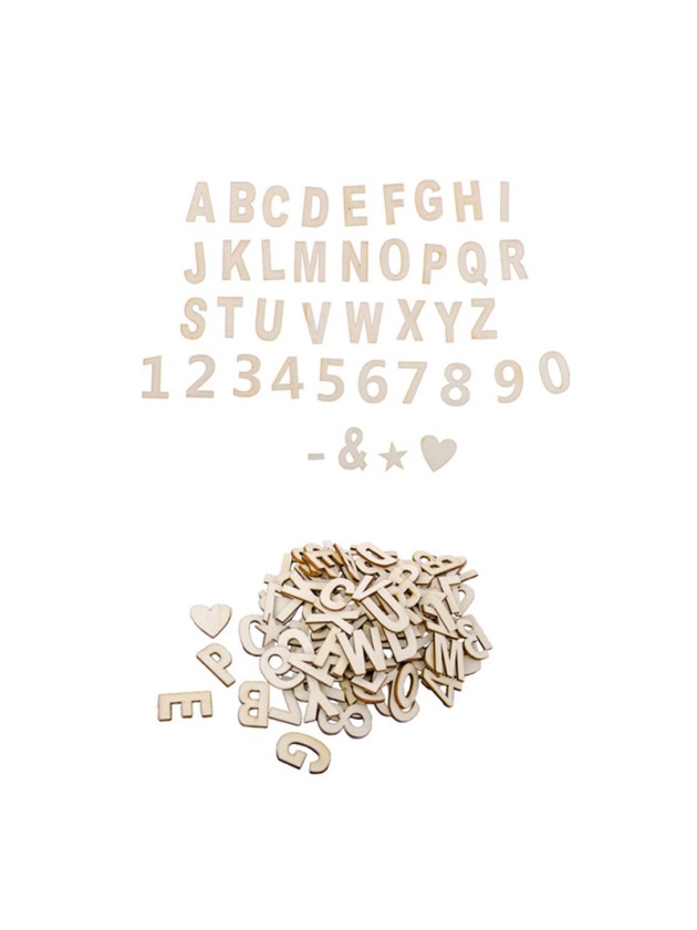 SACHET 123 PCS LETTRES ET CHIFFRES ADHESIFS 3CM X 2CM