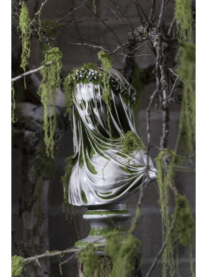 BUSTE MAGNESIA FRAU GEIST 36CM X 24CM X 60CM