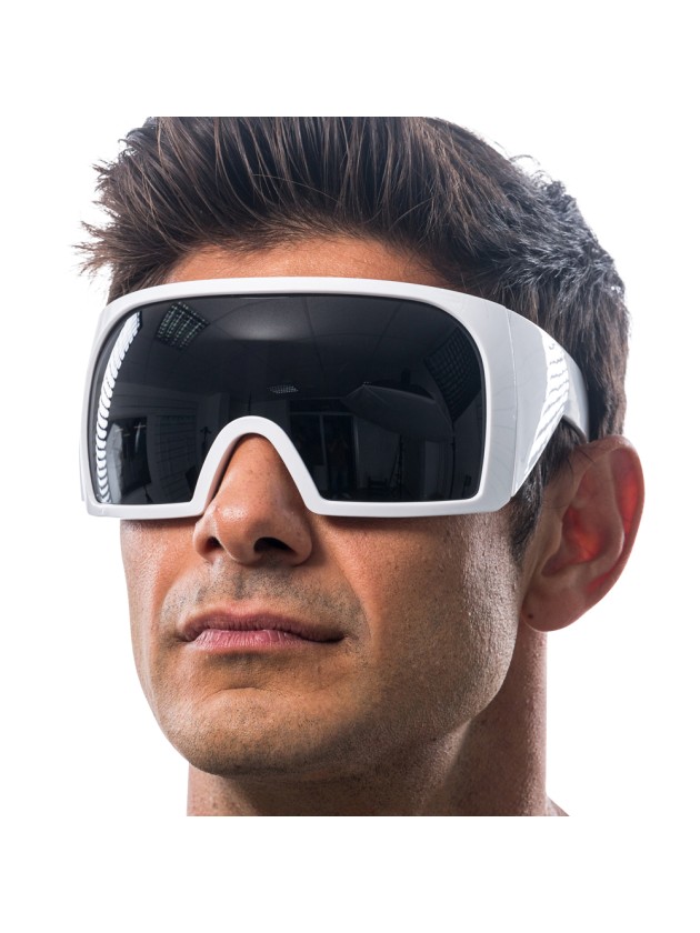 LUNETTES MASQUE AVEC MONTURE BLANCHE 15CM X 16CM X 8.2CM