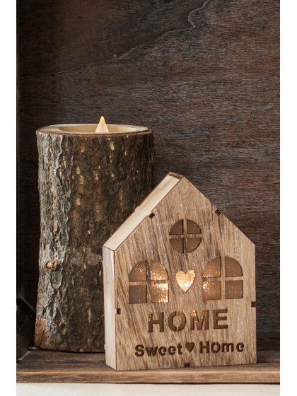 WOODEN HOUSE W/ LEDS 9CM X 3.5CM X 12CM