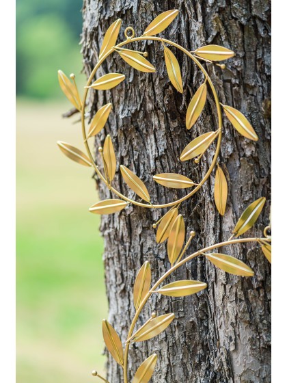 GOLD METAL LEAVES WREATH TO HANG DIA 20CM (29CM X 1CM X 36CM)