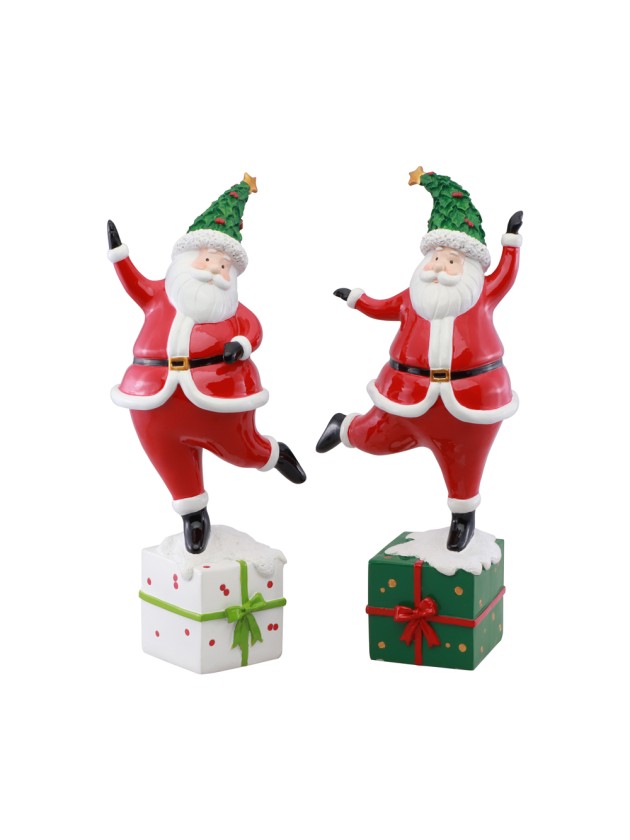 WEIHNACHTSMANN KUNSTHARZ HUT TANNE AUF UN GESCHENK - 2 SORT. 17.5CM X 12.5CM X 36CM