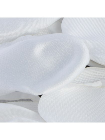 BAG OF 50 WHITE SATIN ROSE PETALS AROUND 3CM X 4CM