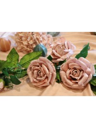 CENTRE DE TABLE ROSES LUXE VELOURS ROSE POUDRE DIA 20CM X 2M