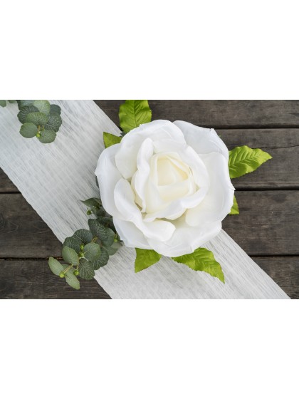 WHITE TIFFANY TABLE RUNNER 27CM X 3M