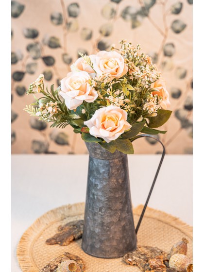 BUNCH OF 5 IVORY/SALMON ROSES WITH GREEN LEAVES 40.5CM
