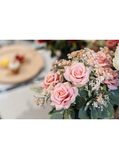 BUNCH OF 5 OLD PINK ROSES WITH GREEN LEAVES 40.5CM
