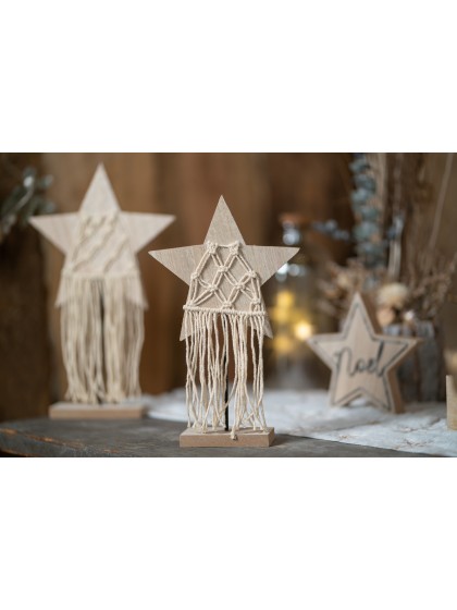 ETOILE BOIS NATUREL MACRAME SUR SOCLE 15CM X 4.5CM X 25CM
