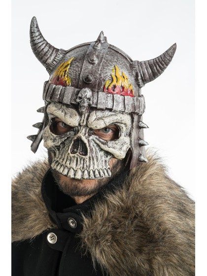 HELM WIKINGER TOTENKOPF SCHAUM AUS LATEX 25CM X 20CM X 23CM