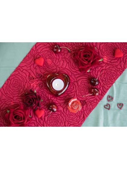 GARDEN ROSE JACQUARD TABLE RUNNER 28CM X 3M