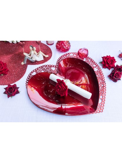 ASSIETTE DE PRESENTATION PP FORME COEUR ROUGE 35.4CM X 33CM