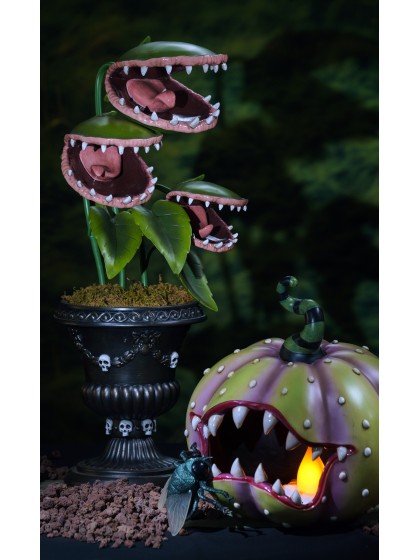 POLYRESIN CARNIVOROUS PLANT VENUS FLYTRAP POT 23CM X 27CM X 58CM