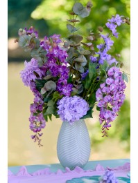 YUCALYPTUS GLASS VASE WITH EMBOSSED LEAF DIA 15CM X 23.5CM