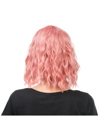 PERRUQUE TESSA CHEVEUX COURTS ONDULES AVEC FRANGE ROSE PASTEL 35CM